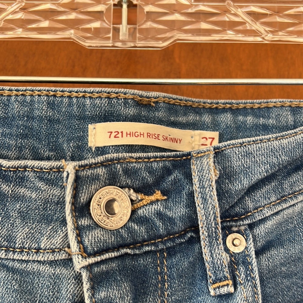 Levi’s 721 High Rise Ripped Skinny jeans size 27 - Picture 7 of 9